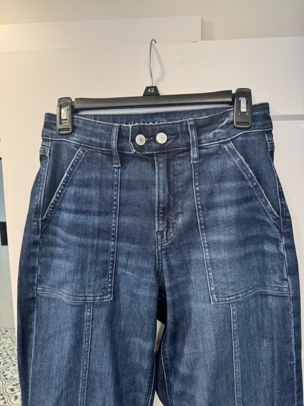 American Eagle Super High Rise Baggy Wide Leg Trouser Jeans - Picture 2 of 3